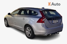 harmaa Volvo V60 2017 kuva 2.