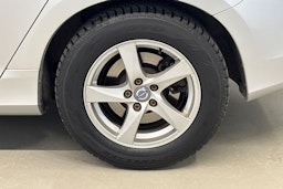 harmaa Volvo V60 2017 kuva 13.