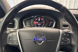 harmaa Volvo V60 2017 kuva 15.