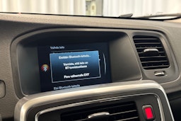 harmaa Volvo V60 2017 kuva 19.