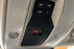 harmaa Volvo V60 2017 kuva 24.