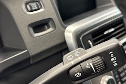 harmaa Volvo V60 2017 kuva 27.