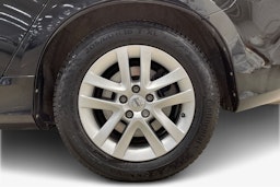 Musta Volvo V60 2018 kuva 11.