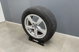 Musta Volvo V60 2018 kuva 14.