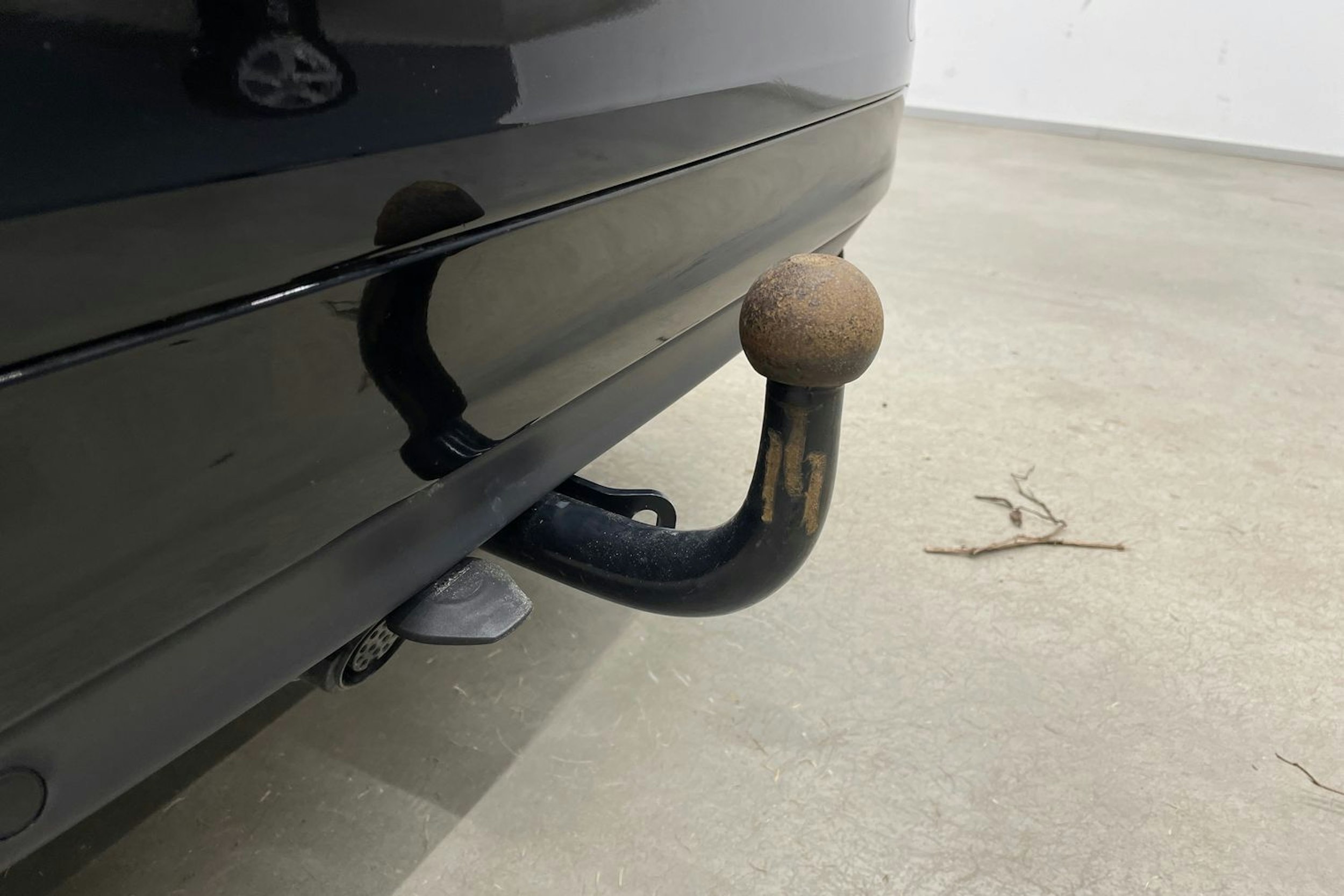 Musta Volvo V60 2018 kuva 26.