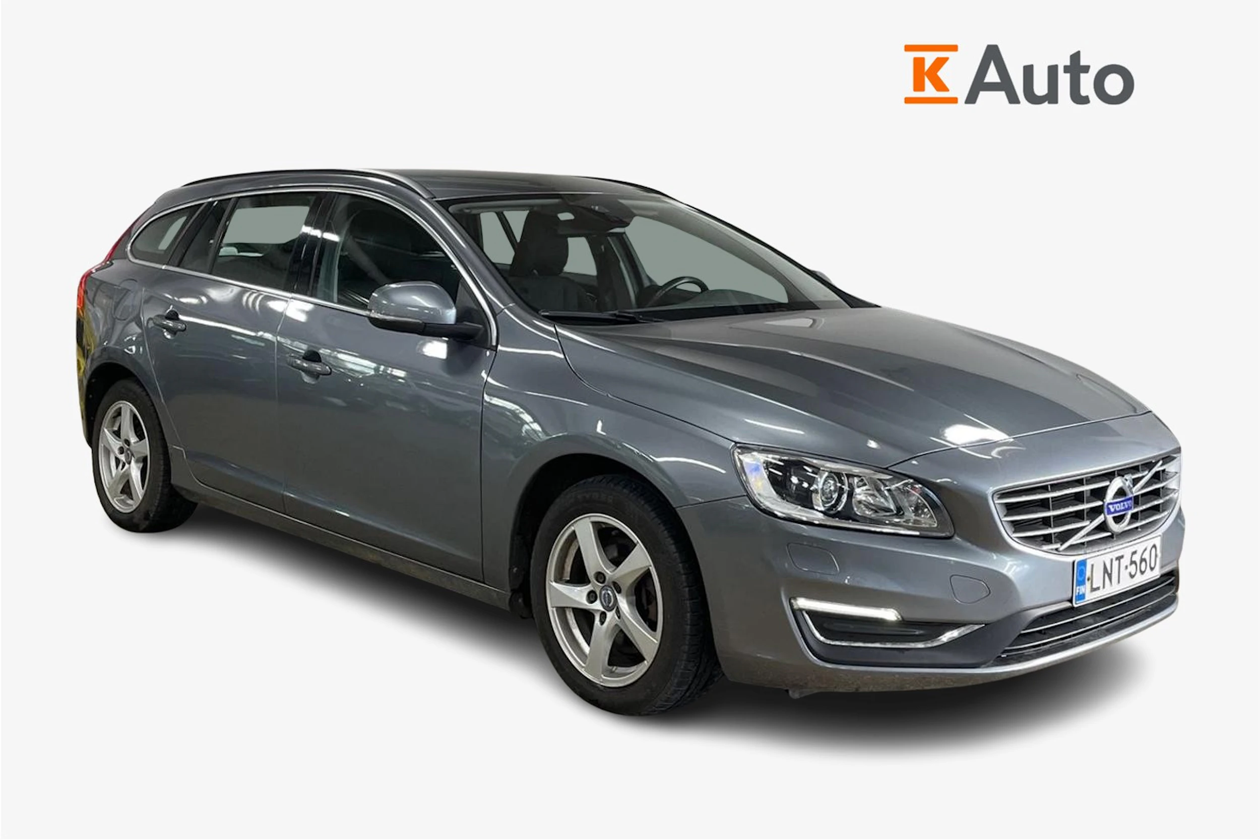 Harmaa Volvo V60 2017 kuva 1.
