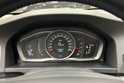 ruskea (beige) Volvo V60 2017 kuva 18.