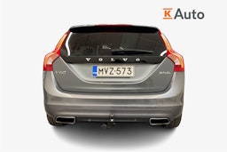 Harmaa Volvo V60 2017 kuva 3.