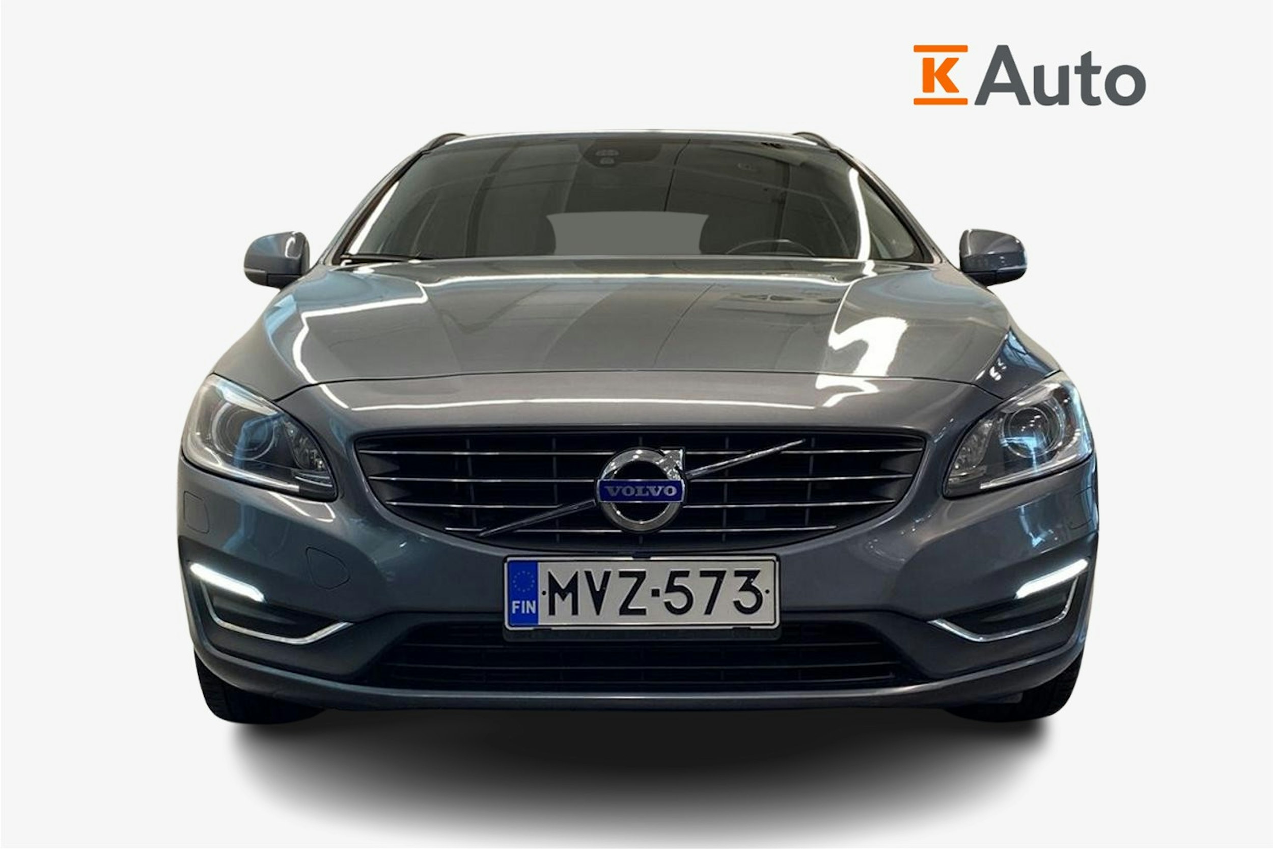 Harmaa Volvo V60 2017 kuva 5.