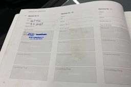 Harmaa Volvo V60 2017 kuva 38.
