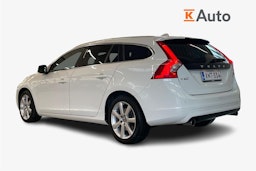 valkoinen Volvo V60 2017 kuva 2.