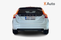 valkoinen Volvo V60 2017 kuva 3.