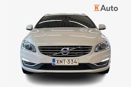 valkoinen Volvo V60 2017 kuva 5.