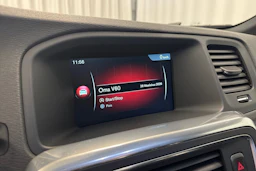 sininen Volvo V60 2017 kuva 26.