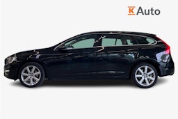 Musta Volvo V60 2017 kuva 6.