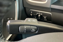 Musta Volvo V60 2017 kuva 18.