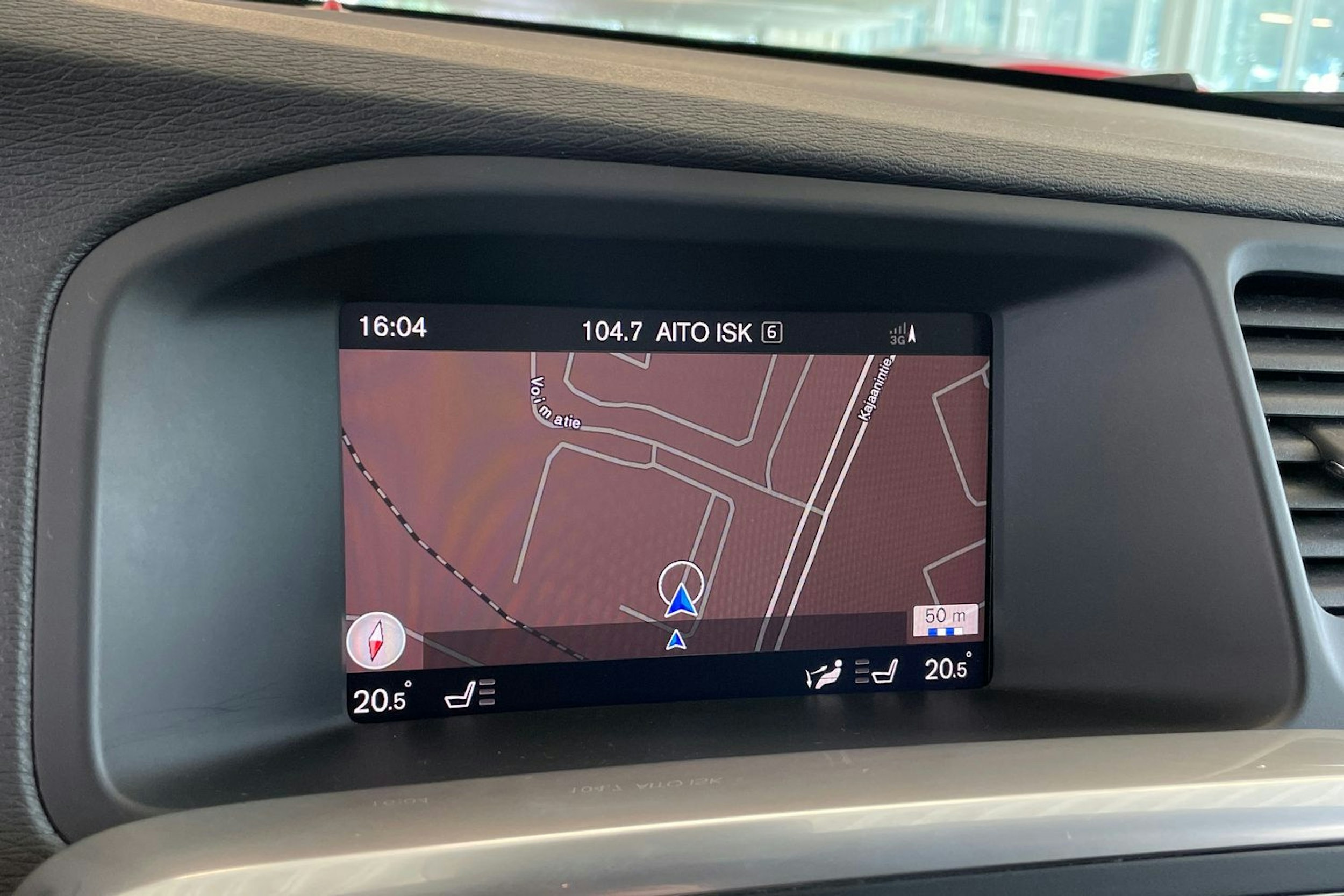 Musta Volvo V60 2017 kuva 25.