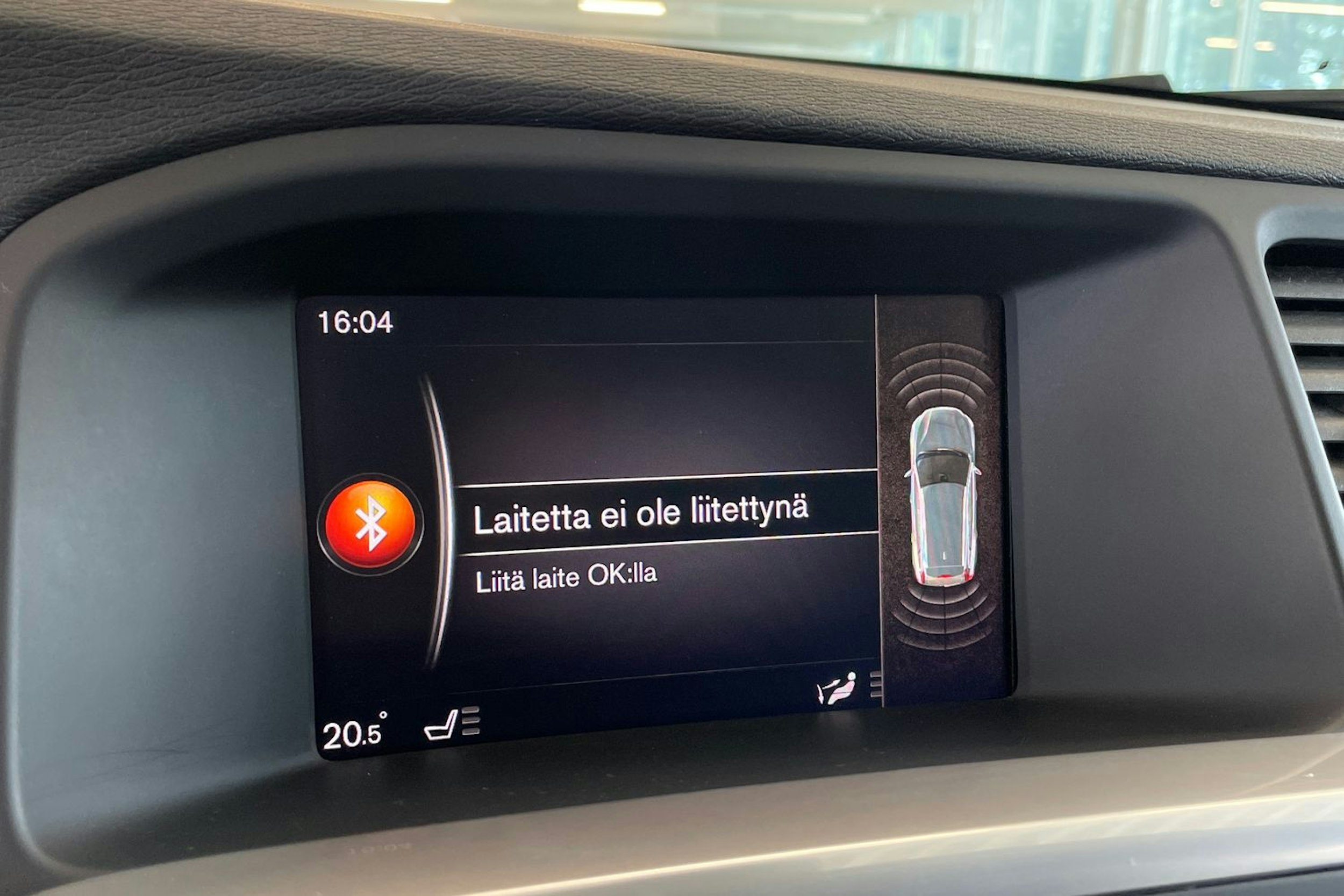 Musta Volvo V60 2017 kuva 26.