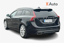 musta Volvo V60 2017 kuva 2.