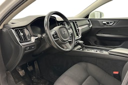 valkoinen Volvo V60 2018 kuva 7.