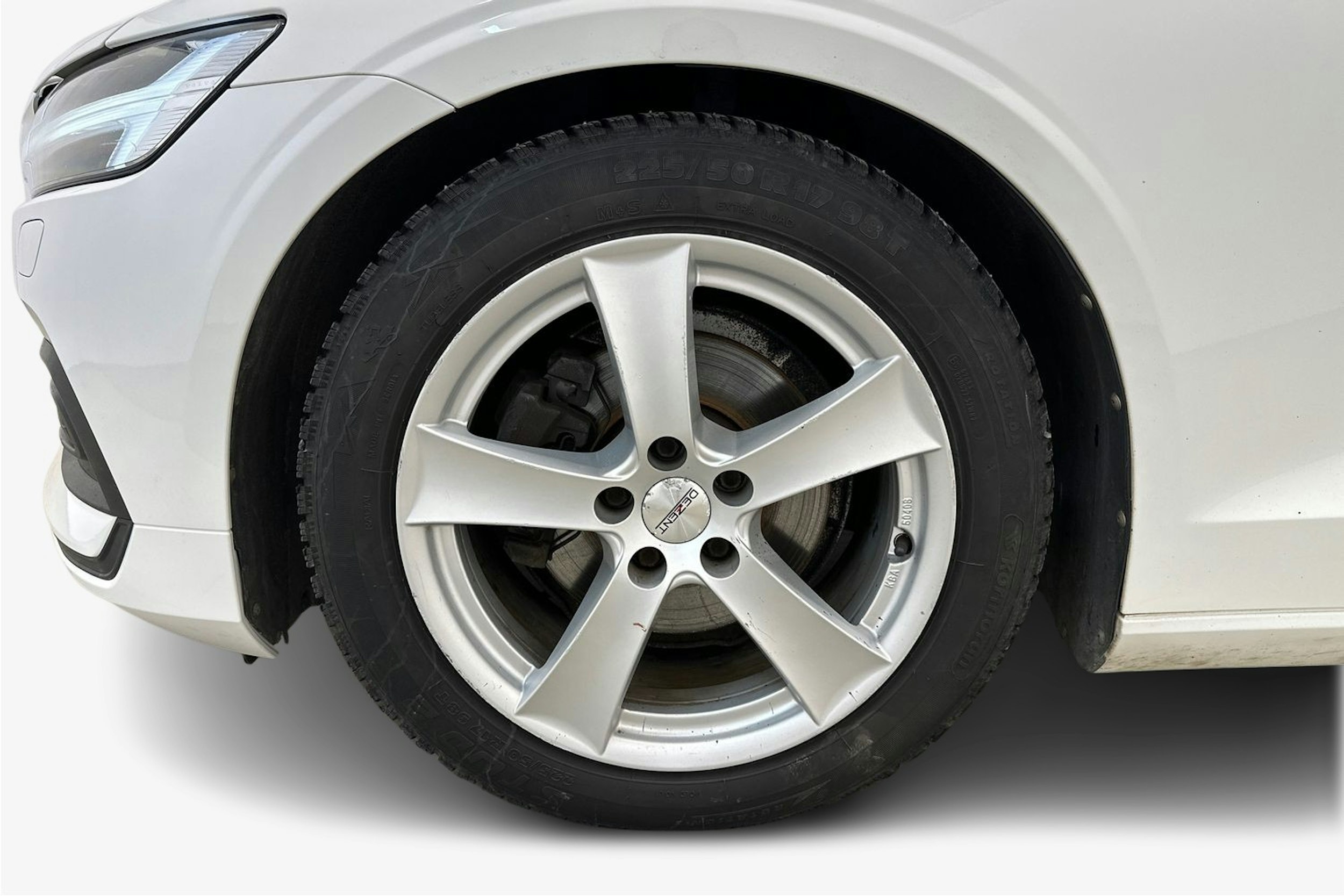 valkoinen Volvo V60 2018 kuva 11.