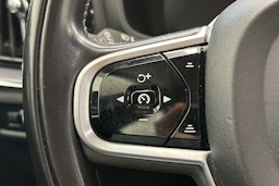 valkoinen Volvo V60 2018 kuva 15.