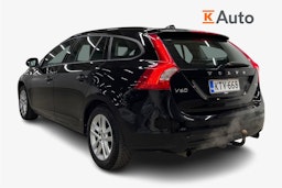 Musta Volvo V60 2018 kuva 2.