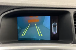 musta Volvo V60 2018 kuva 17.