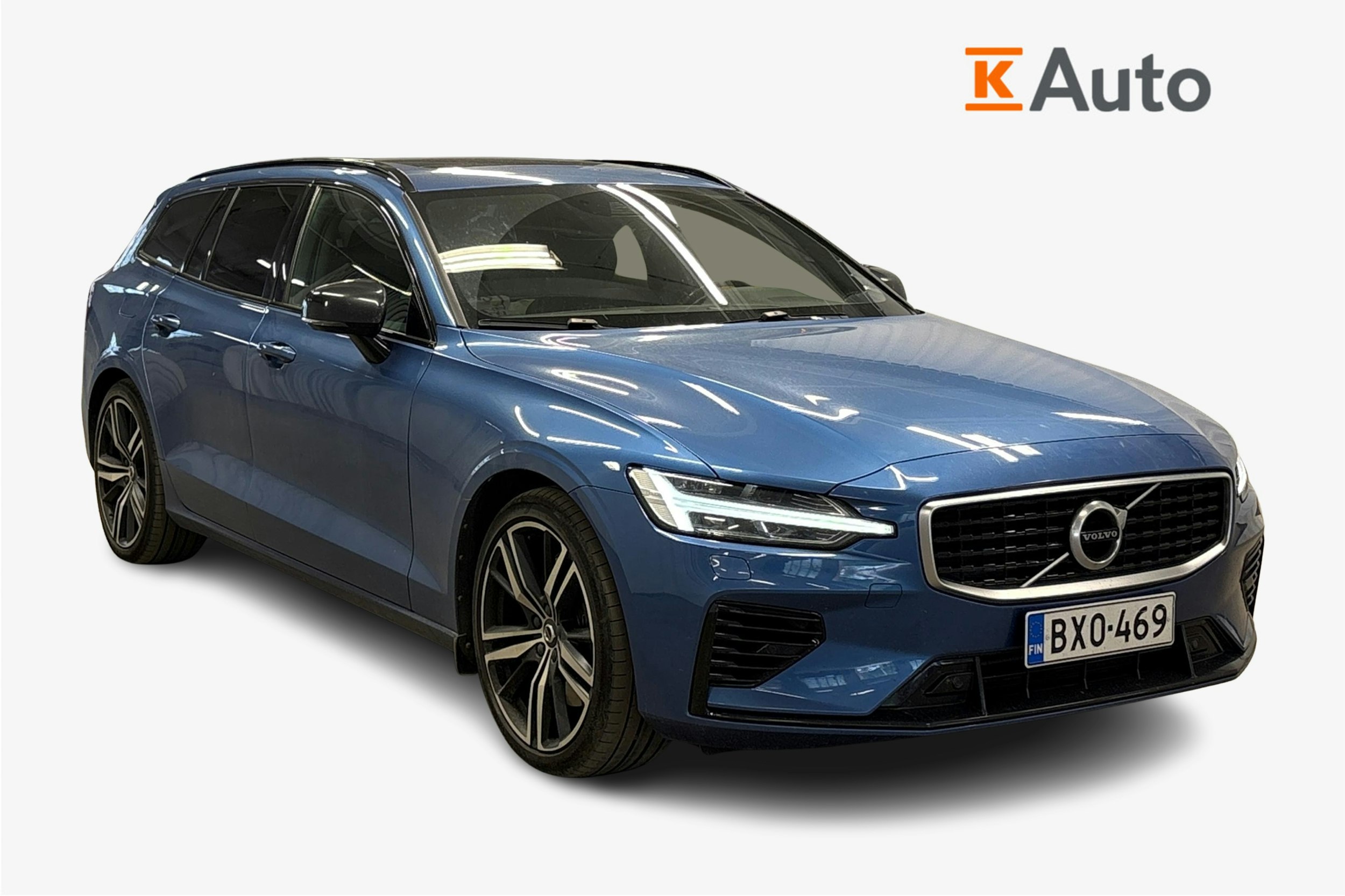 sininen Volvo V60 2019 kuva 1.