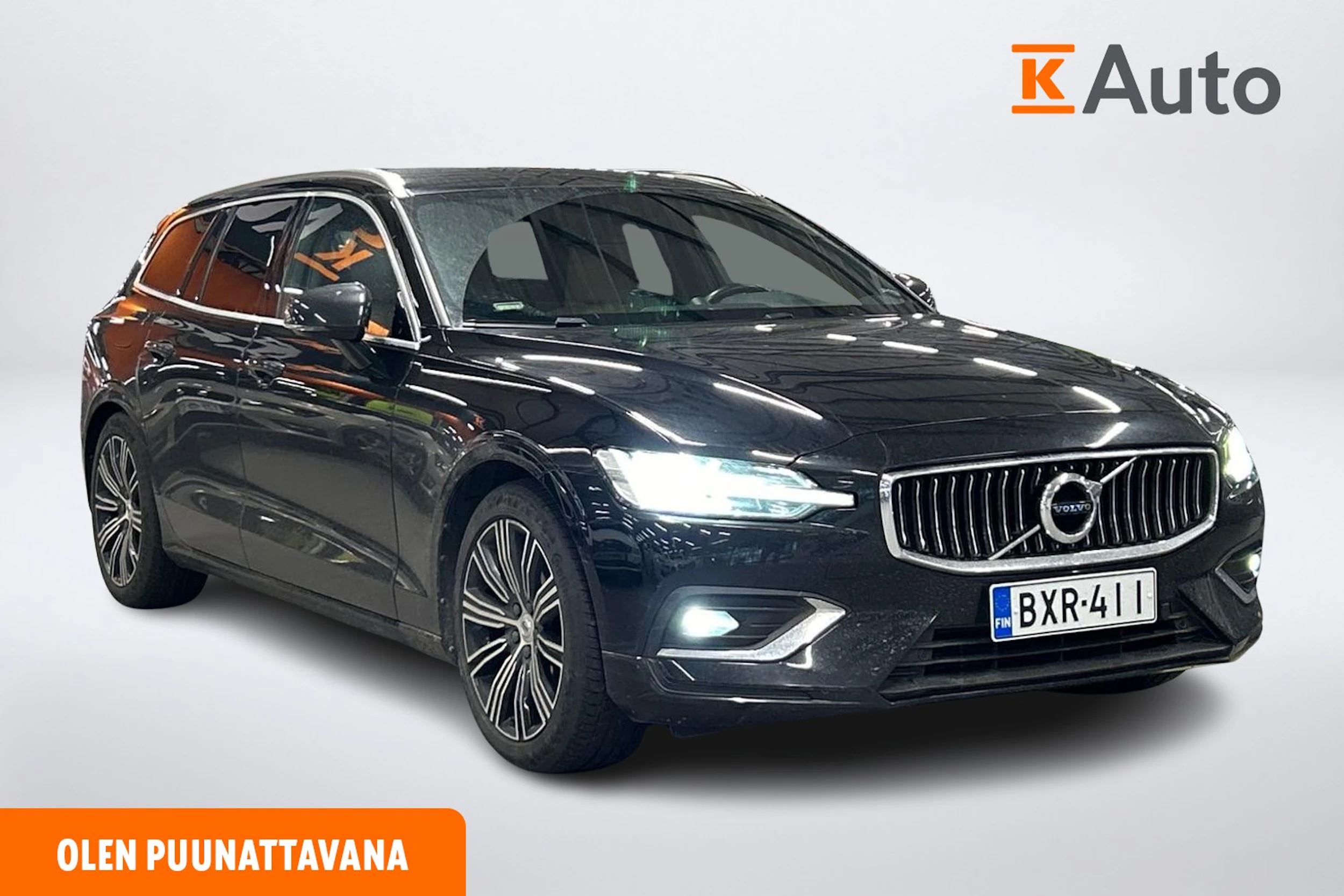 musta Volvo V60 2019 kuva 1.
