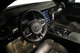 met. sininen Volvo V60 2019 kuva 3.