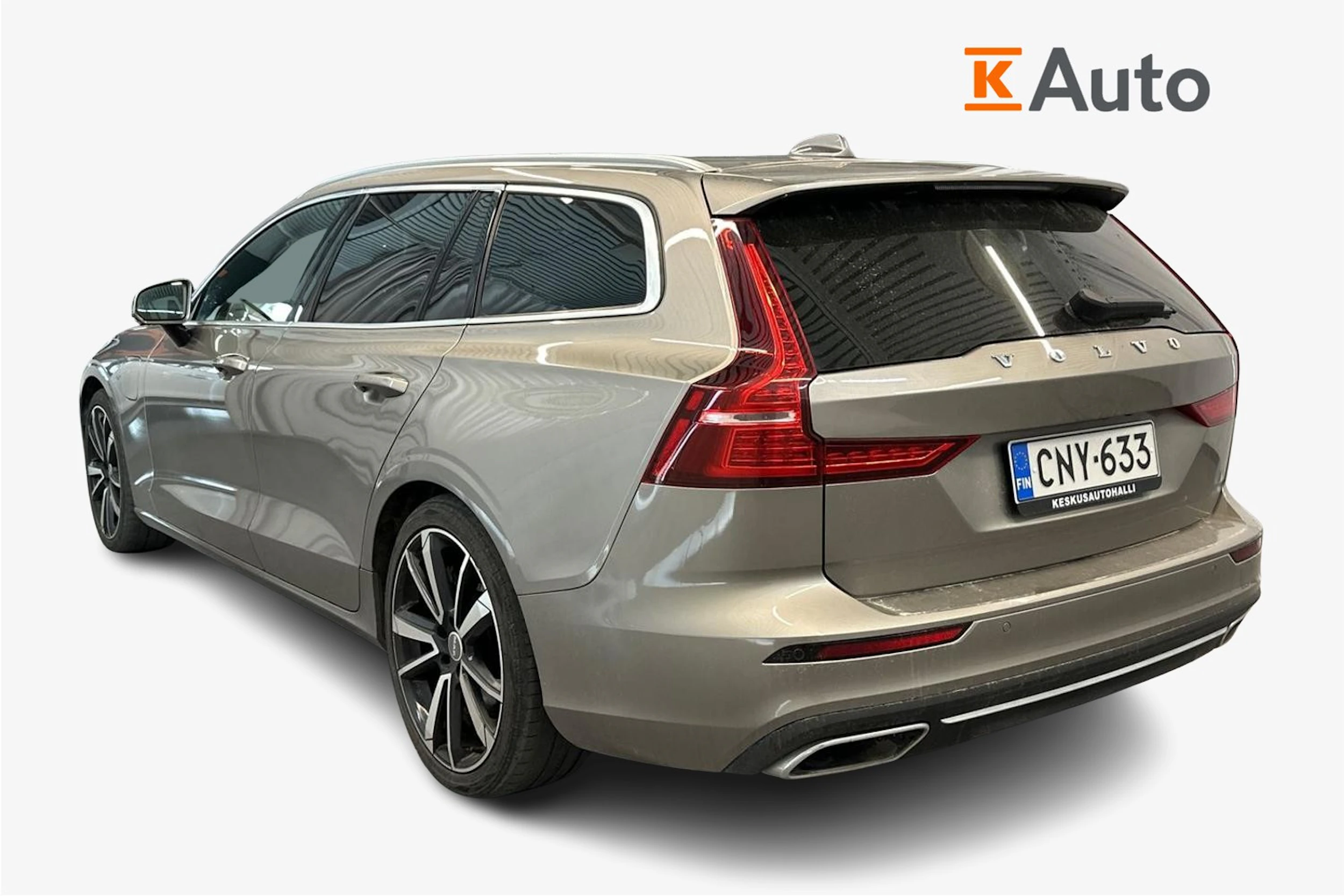 harmaa Volvo V60 2019 kuva 2.