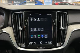 valkoinen Volvo V60 2019 kuva 19.