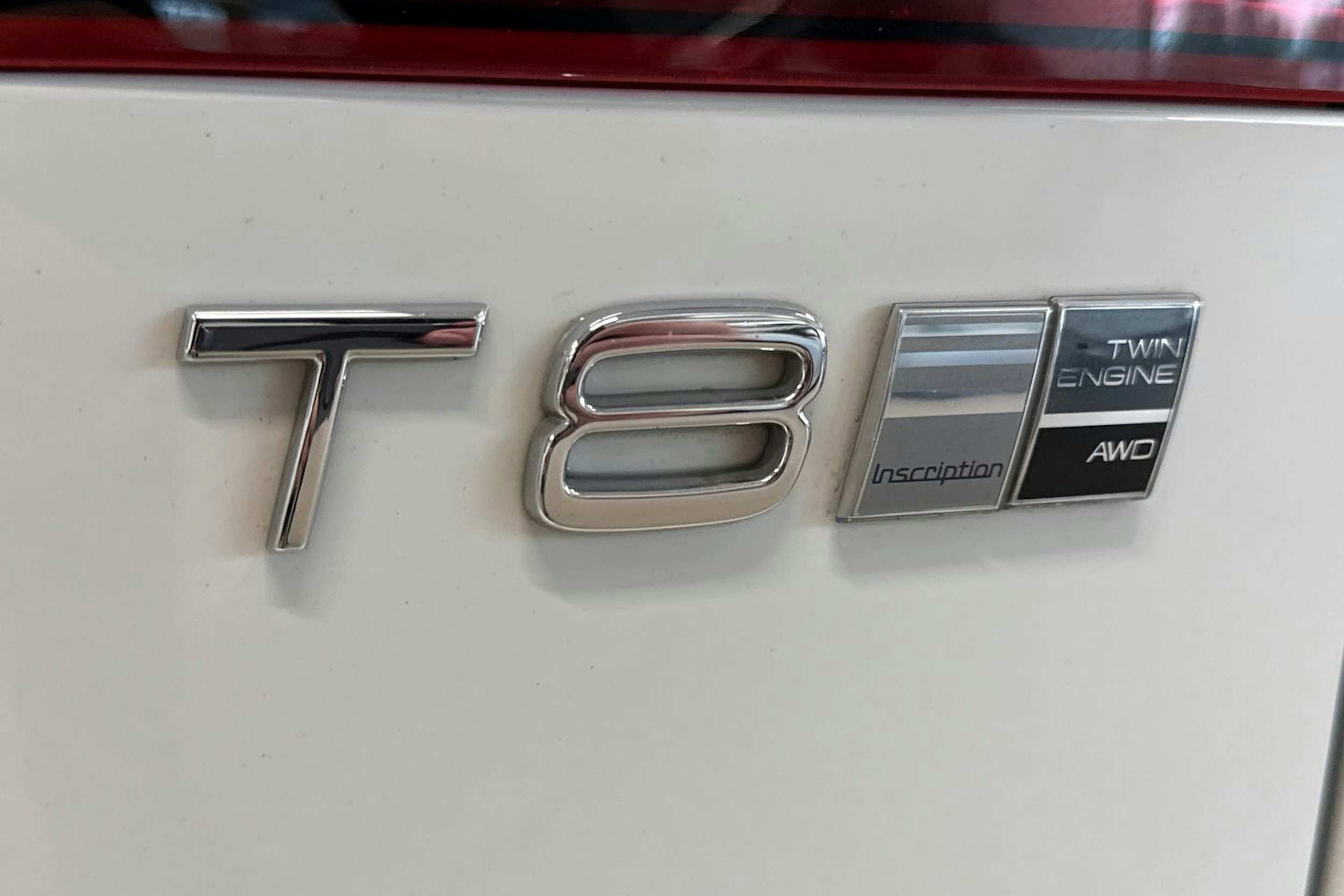 valkoinen Volvo V60 2019 kuva 36.