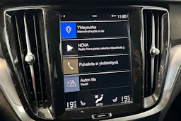 valkoinen Volvo V60 2020 kuva 17.