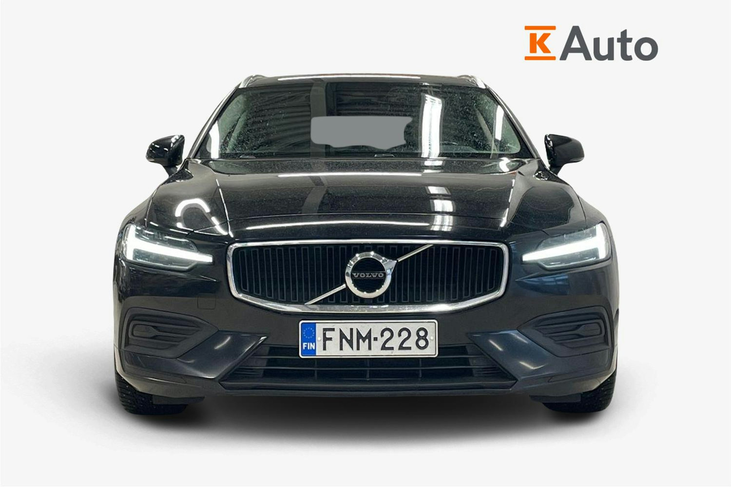 Musta Volvo V60 2019 kuva 4.