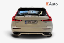 valkoinen Volvo V60 2019 kuva 3.