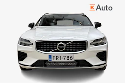 valkoinen Volvo V60 2019 kuva 4.