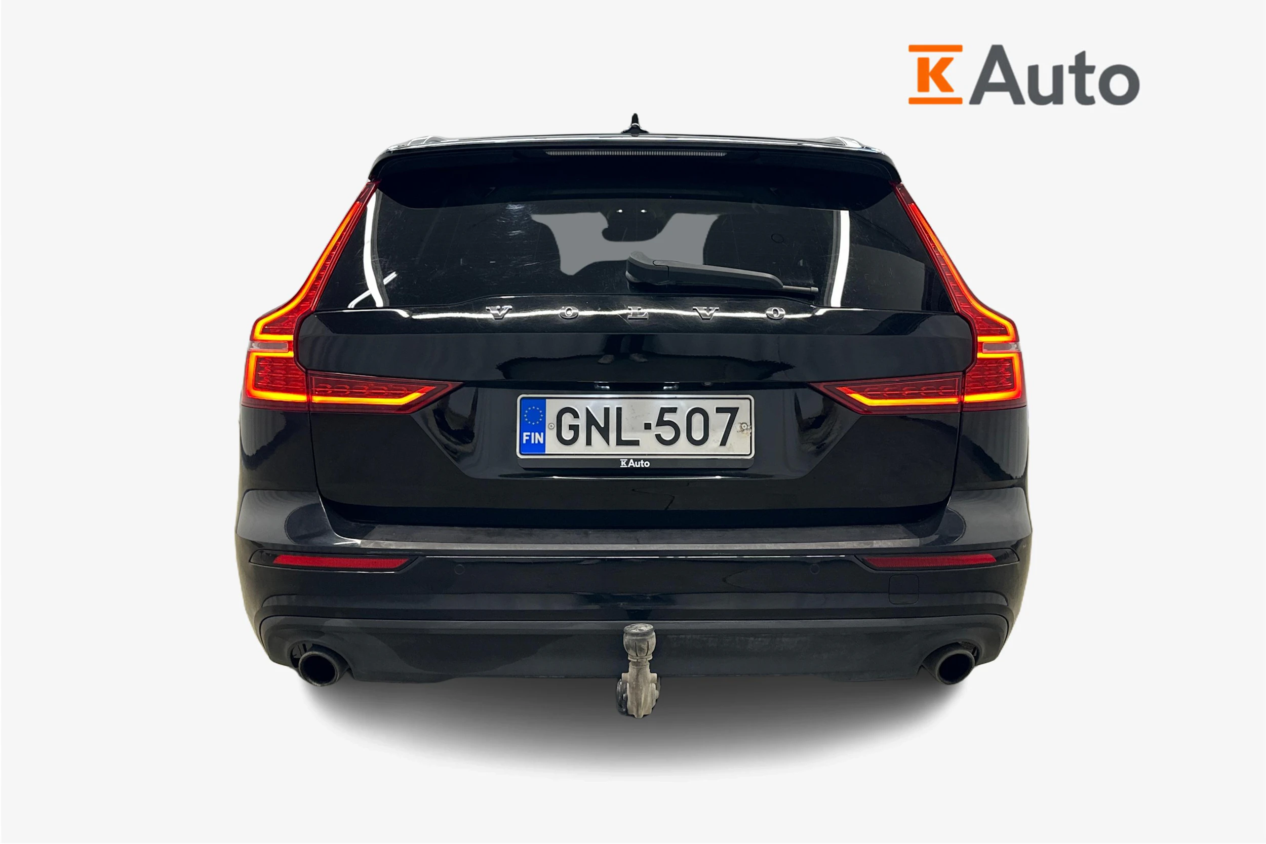 musta Volvo V60 2019 kuva 3.