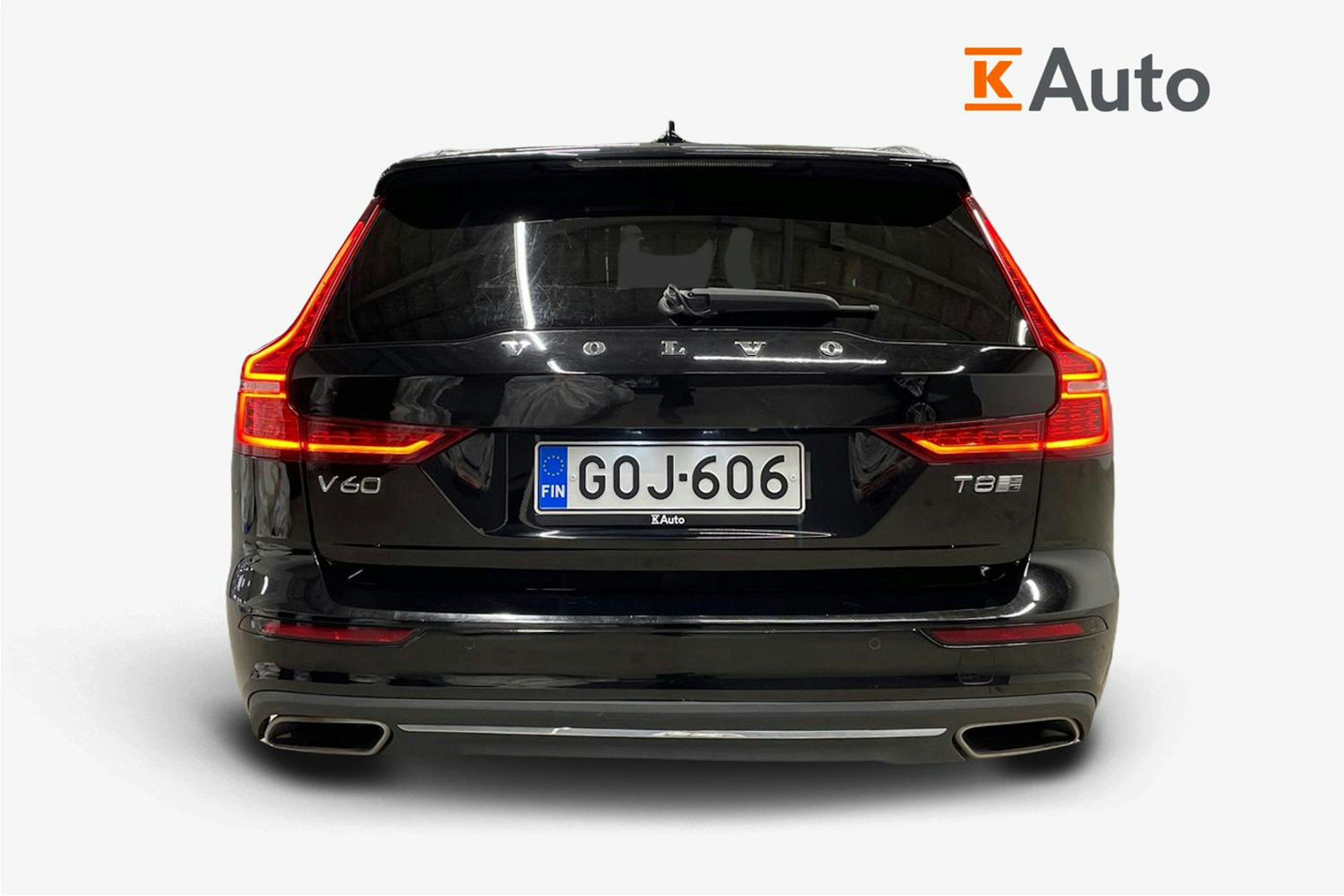 musta Volvo V60 2019 kuva 3.