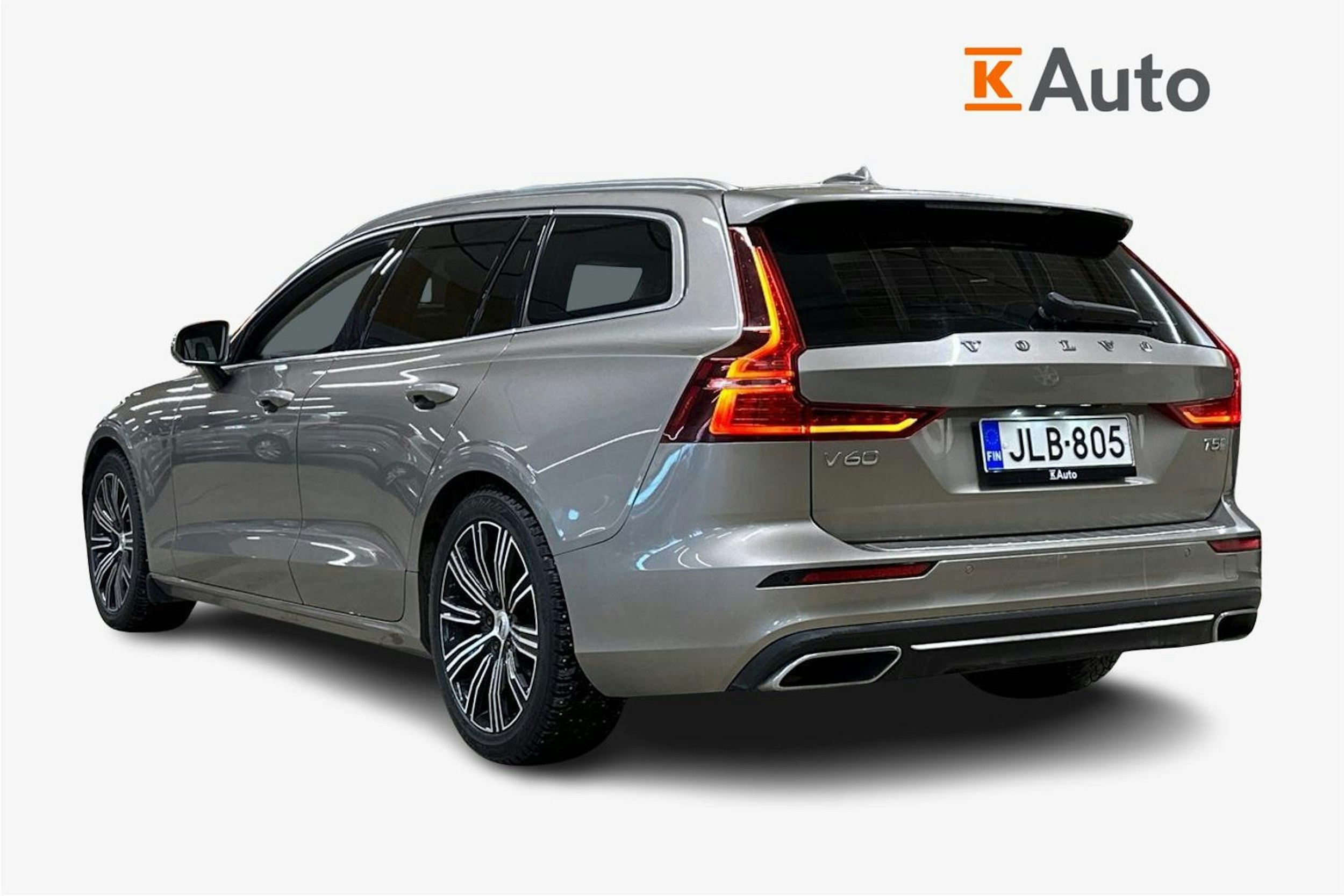 harmaa Volvo V60 2019 kuva 2.