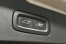 harmaa Volvo V60 2019 kuva 15.