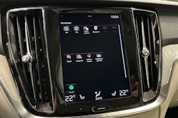 harmaa Volvo V60 2019 kuva 27.