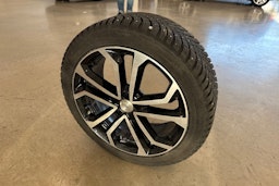 valkoinen Volvo V60 2019 kuva 27.