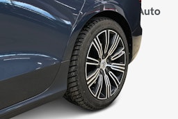 sininen Volvo V60 2019 kuva 11.