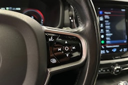 sininen Volvo V60 2019 kuva 25.