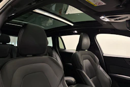 harmaa Volvo V60 2019 kuva 15.