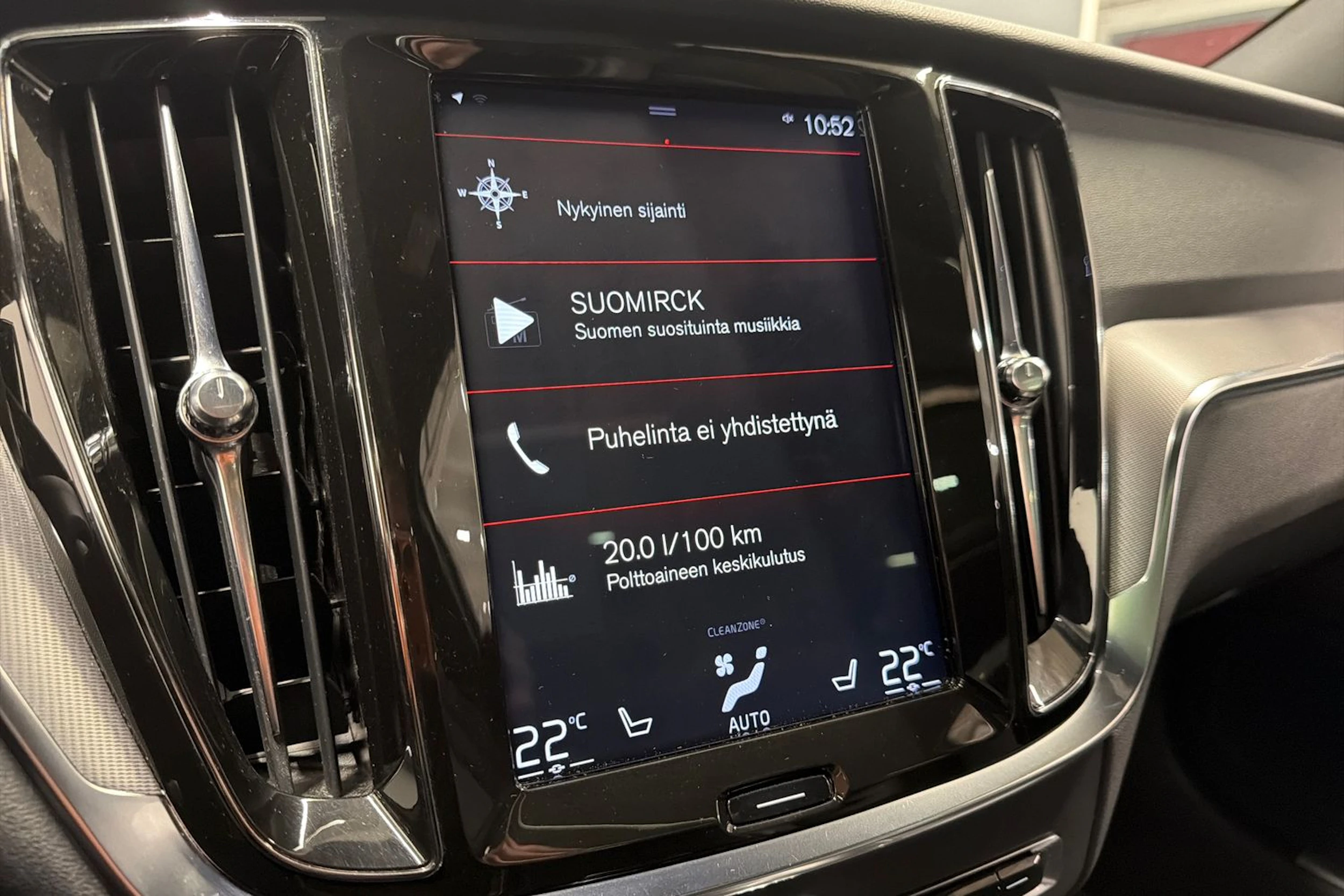 harmaa Volvo V60 2019 kuva 22.