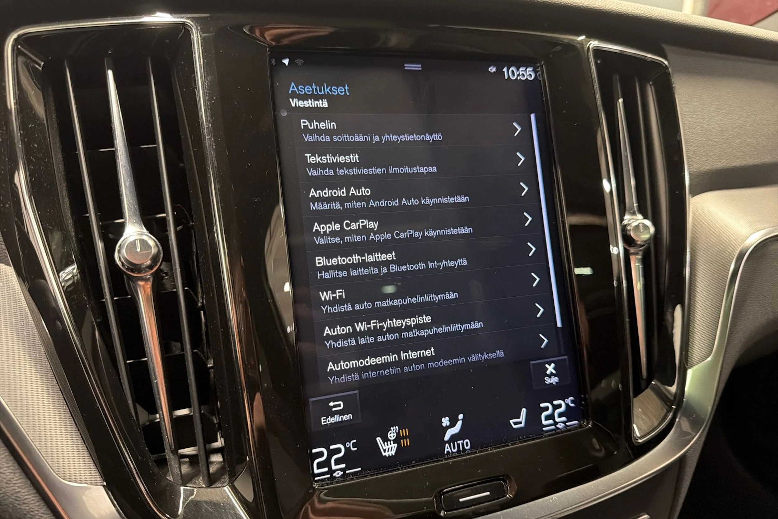 harmaa Volvo V60 2019 kuva 27.