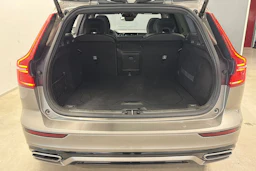 harmaa Volvo V60 2019 kuva 28.